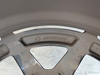 Mercedes R19 W213 E-class Letní 245/40 r19 275/35 - 14