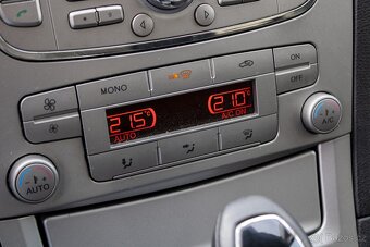 Ford Galaxy 2.0 TDCi DPF Titanium / Automat / 96kW - 14