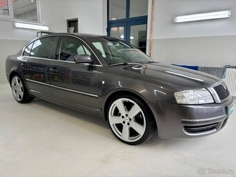 Škoda Superb 2.8 benzín. - 14