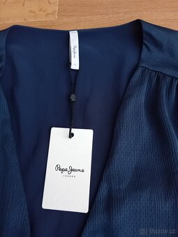 Pepe Jeans dámské koktejlové šaty vel. M/L nové - 14