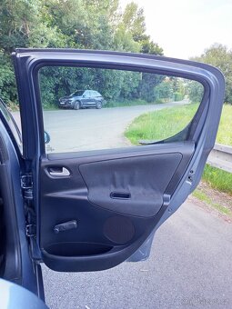 Peugeot 207 1.4i 16V 65 kW - 1. Majitel | 2007 | 165.000km - 14