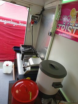 Food truck - 14