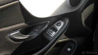 Mercedes-Benz Třídy C, C300 Kupé 2,0/180kW - 14