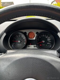 Nissan Qashqai 1.6 benzín 84kw - 14