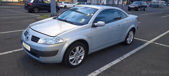 Renault Megane cabrio 1,6 i 118000 km - 14
