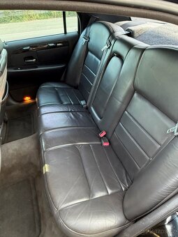 1998 Lincoln Town Car Signature Series - 14