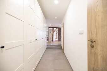 Prostorný byt 3,5+kk 125m2 s terasou v centru Brna - 14
