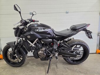Yamaha MT-07 - 14