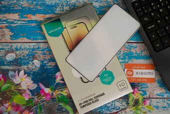 Tvrzené sklo Nillkin pro Xiaomi, Redmi nebo Poco - 14