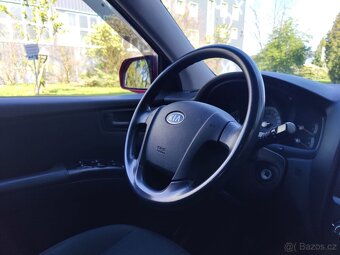 Kia Sportage 2,0 CRDi 4WD /servis/pneu - 14
