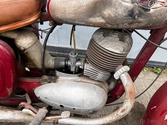 Jawa 250 typ 353 - kývačka - 14