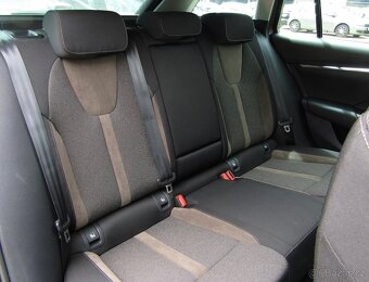Škoda Octavia Scout 4x4 combi - 14