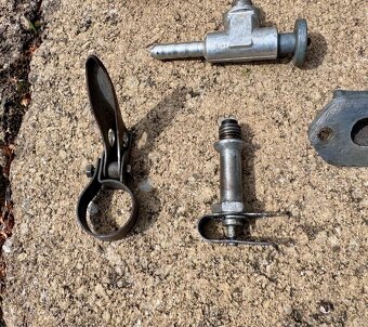 Jawa 50 Jawetta, Stadion - díly - 14