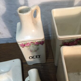 stoleté kořenky - dózy na potraviny - lahev na ocet - olej - 14