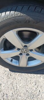 Volkswagen Tiguan 2.0TDI 103kw 4x4  DSG 188000km 2xAlu kola - 14