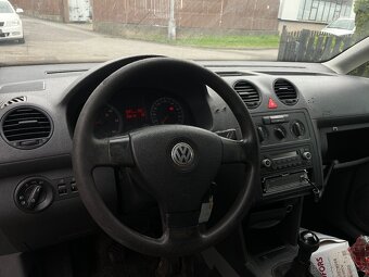 VW Caddy 1,9 TDi střešní okno - 14