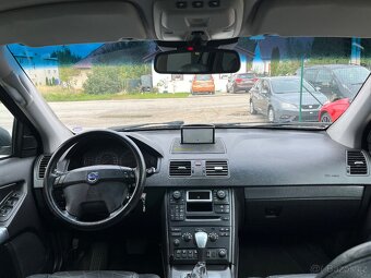 Volvo XC90 4.4 V8 232kW 4x4 = 7 miest, A/T, Navi, Top Stav = - 14