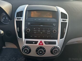 KIA Ceed 1.4 Benzín - 14