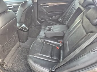 Hyundai i40,1.7CRDi,100KW,PLNÁ VÝBAVA,LED,WEBASTO,R.V.2014 - 14