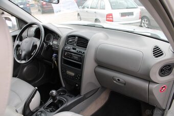 Hyundai Santa Fe 2.4i KLIMA TEMPOMAT EL.OKNA - 14