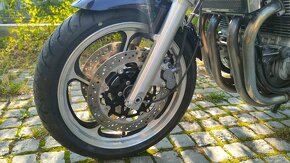 Kawasaki ZR 1100 Zephyr - 14