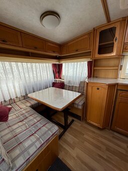 Karavan Tabbert Comtesse 560 (r. v. 2001) – 4 místa na spaní - 14