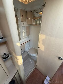 Karavan Hobby 575 VIP ( 2012 ) - 14