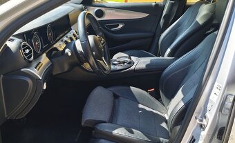 MB E220d W213 4Matic kombi panorama Webasto tažné +DPH - 14