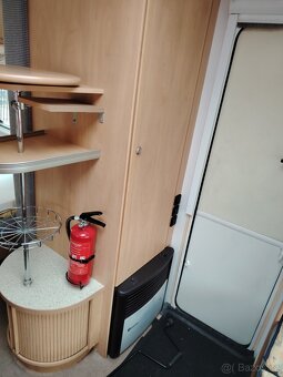 Bürstner Ventana 450-mover, předstan, francouzská postel - 14