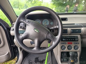 Land rover - 14