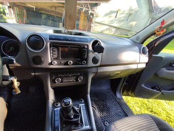 WV Amarok 2,0 TDI 4x4 top stav - 14