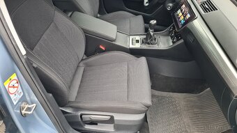 ŠKODA SUPERB 3 - 2,0TDi Style 110kW Manuál. - 14