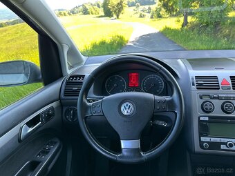 VW Touran 1.9TDi United 7 místný - 14