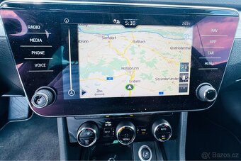 Škoda Superb III 2,0 TDI DSG KOMBI 4/2022,110KW,NAVI,LED - 14