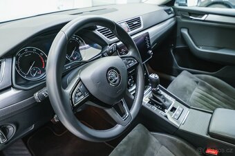 Škoda Superb 2019 2.0TSI 200kW Canton, tažné, kůže - 14