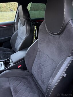 Škoda Superb 2.0 TSi Sportline - 14