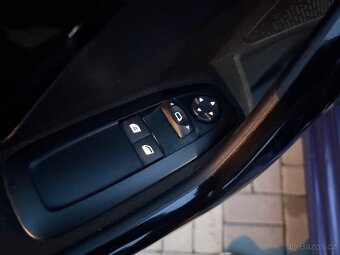 Peugeot 208 1.2VTi 60Kw 1. majitel - 14