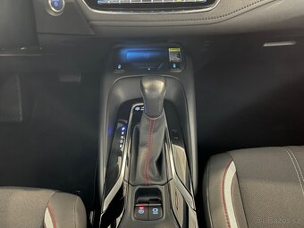 Toyota Corolla sedan GR SPORT DYNAMIC - 14