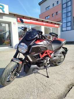 Ducati Diavel Carbon Red, ČR, DESMO, NAVIGACE, LADĚNÝ VÝFUK - 14
