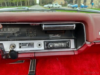 1967 Cadillac Deville Convertible - 14