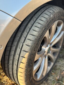 Škoda Superb 3,6 FSi V6 4x4 DSG - 14
