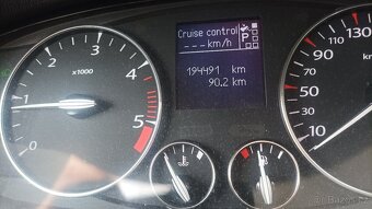 Renault Laguna 3 2.0 TDci 110kw - 14