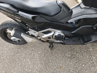 Honda Forza 750 ABS,TC (2022) TOP stav, jako nová, 16 tis.km - 14