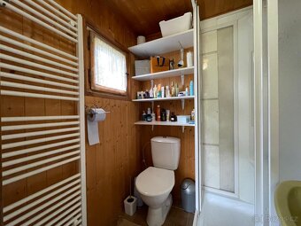 Chata i k trv.bydlení, vlastní pozemek, Lažany u Černošína - 14