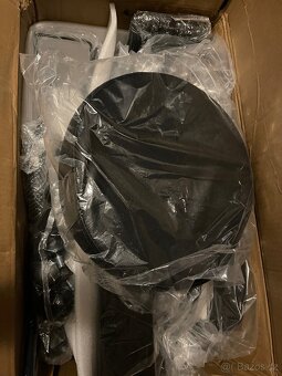 Kosmetické, tetovací masážní lehátko polohovací se stoličkou - 14