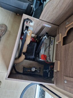 Obytné auto Bürstner Ixeo - 14