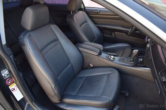 BMW Řada 3 KUPÉ 325i E92/AUTOMAT/KŮŽE/ - 14