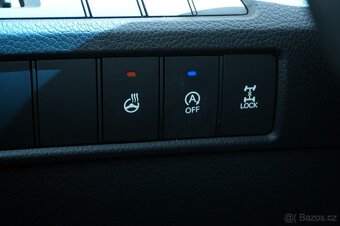 Hyundai Santa Fe 2.2 CRDI 147 kW, Tažné, Kamera, Keyless - 14