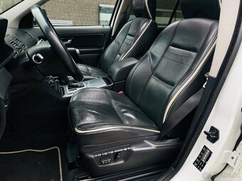 Volvo XC90 2.4 D5 147KW AUTOMAT R-DESIGN SERVISKA - 14