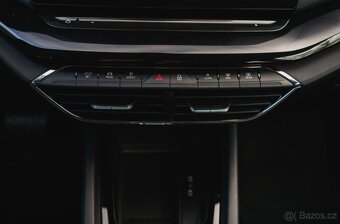 Škoda Octavia iV 1.4 TSI PHEV, r. 2022, 150 kW, Top výbava - 14